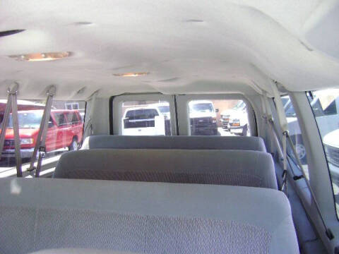 2006 Ford E-Series E-350 SD XLT