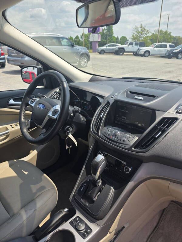 2015 Ford Escape SE
