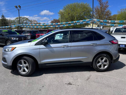 2022 Ford Edge SE