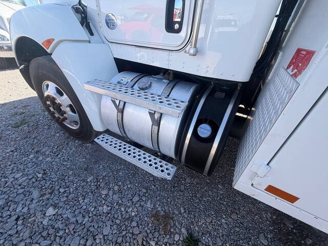 2018 Kenworth T270