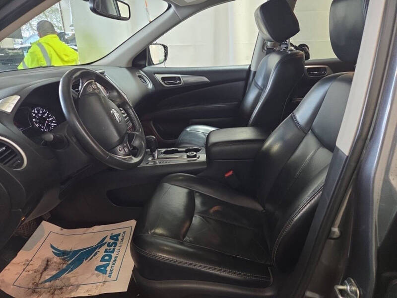 2018 Nissan Pathfinder SL