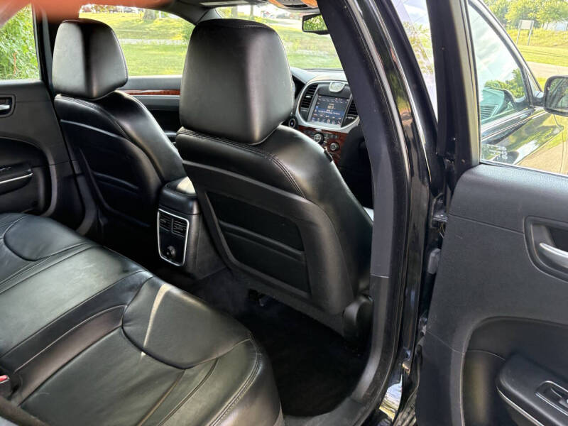 2014 Chrysler 300