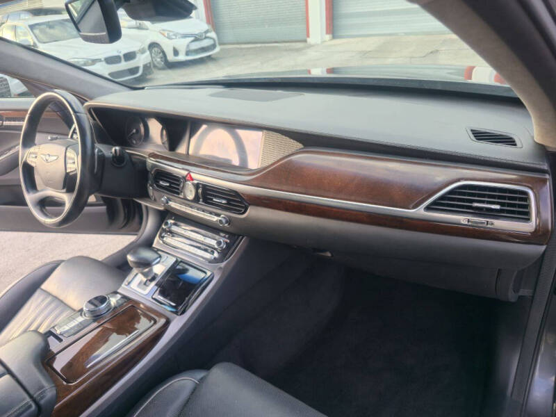 2019 Genesis G90 5.0 Ultimate