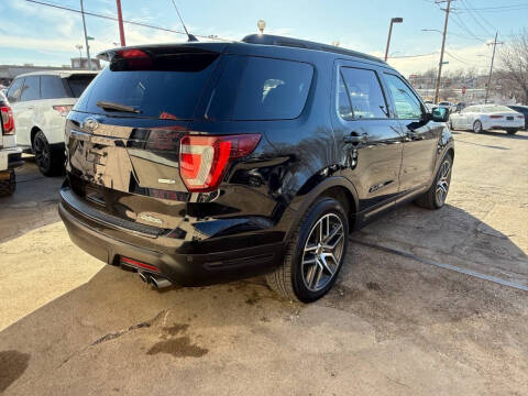 2018 Ford Explorer Sport
