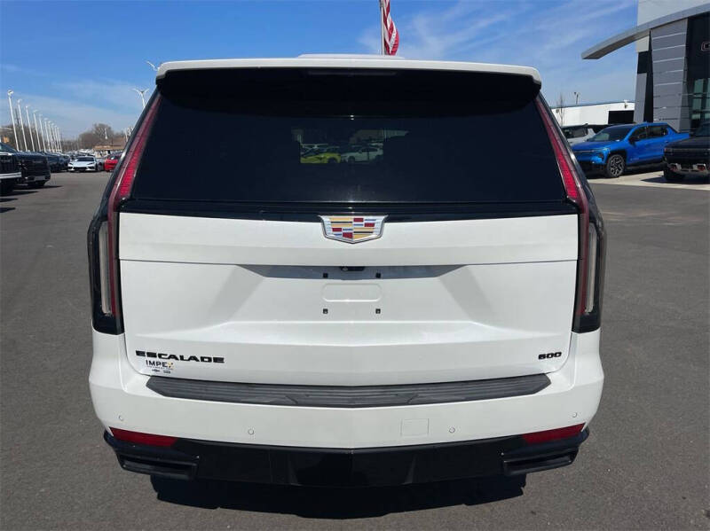 Used 2022 Cadillac Escalade Sport Platinum with VIN 1GYS4GKL5NR198715 for sale in Reidsville, NC