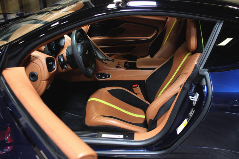 2019 Aston Martin DB11 AMR