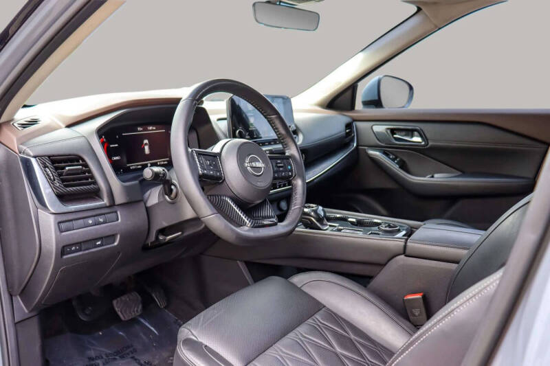 2022 Nissan Rogue Platinum