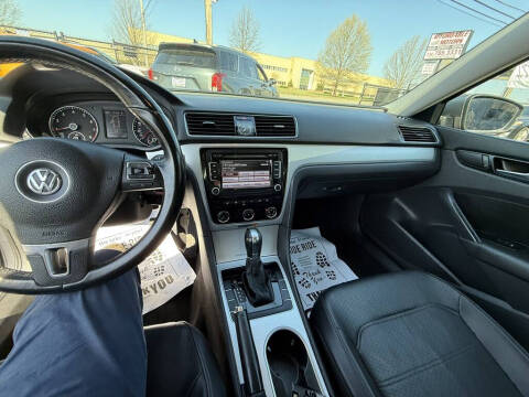 2013 Volkswagen Passat