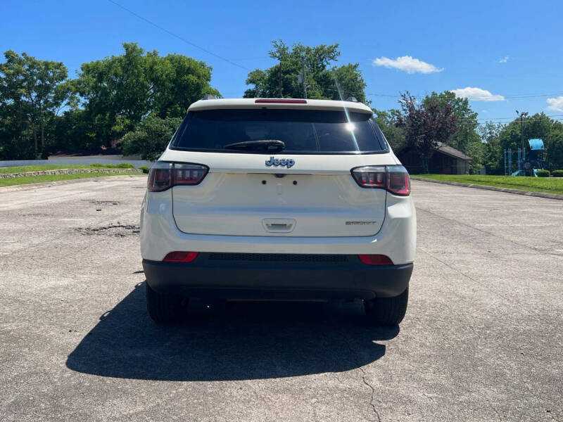 2018 Jeep Compass Sport