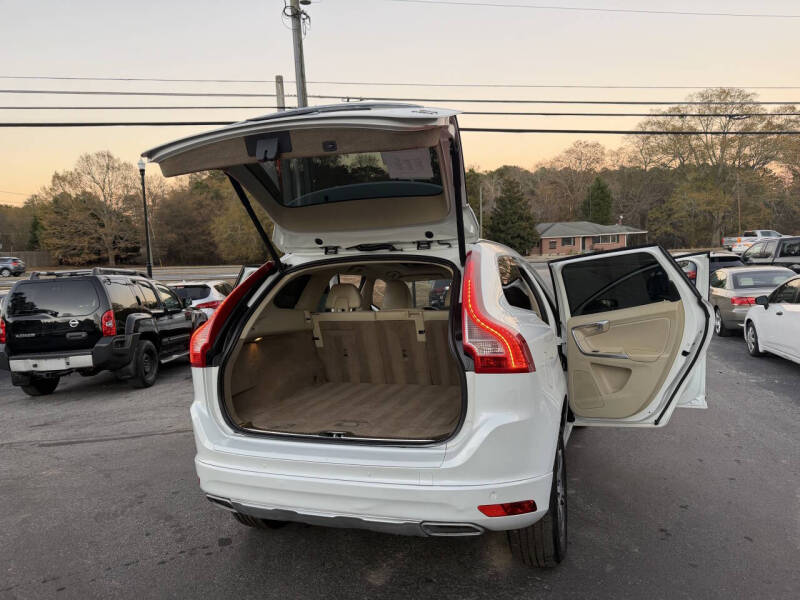 2015 Volvo XC60 T6 Platinum