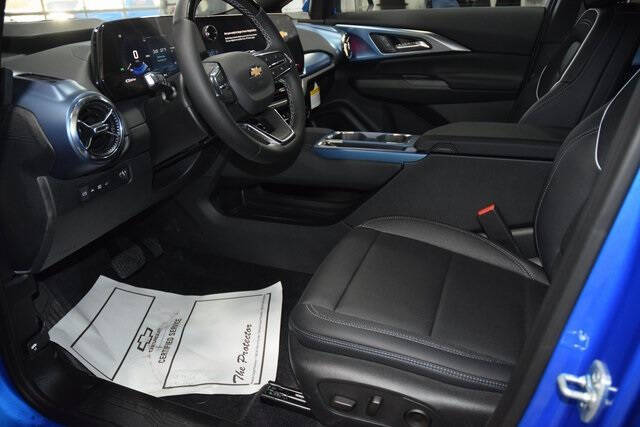 2026 Chevrolet Equinox EV LT 2