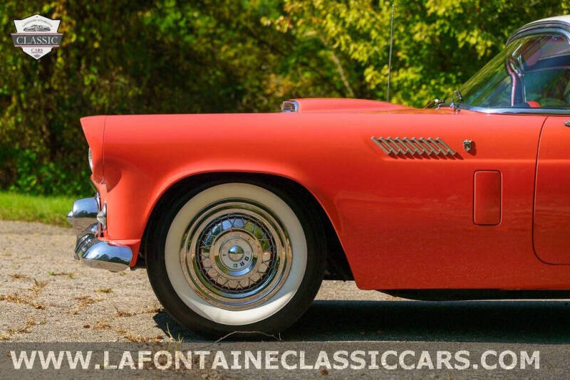 1956 Ford Thunderbird