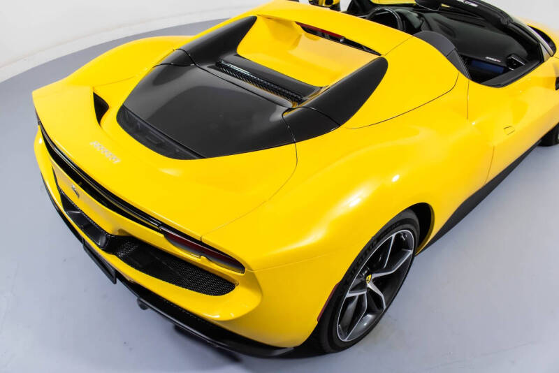 2023 Ferrari 296 GTS