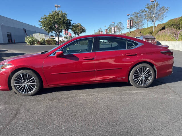 2022 Lexus ES 300h for sale at Envision Toyota of Milpitas in Milpitas, CA