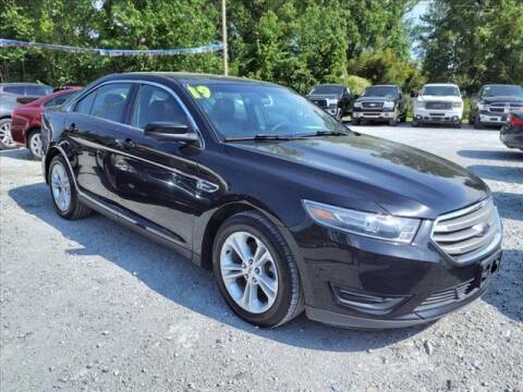 2019 Ford Taurus for sale at Town Auto Sales LLC in New Bern NC
