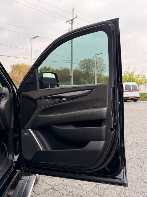 2016 Cadillac Escalade Platinum