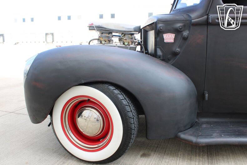 1947 Ford F-100