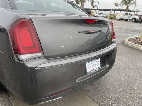 2023 Chrysler 300 S V6