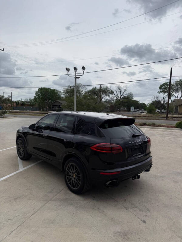 2017 Porsche Cayenne