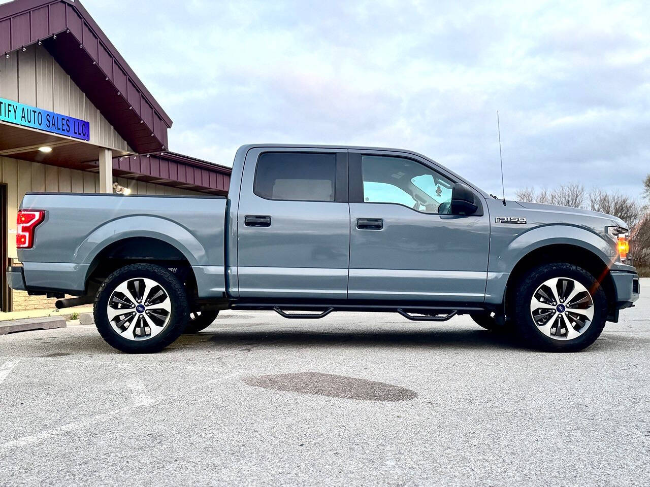 2019 Ford F-150 for sale at Gratify Auto Sales LLC in Lincoln, NE