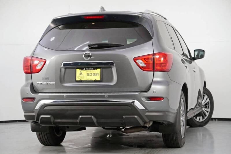 2020 Nissan Pathfinder S