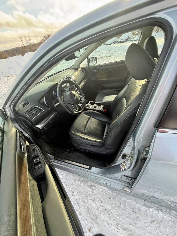 2017 Subaru Legacy 2.5i Limited