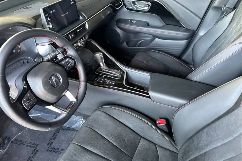 2025 Acura ADX w/A-SPEC