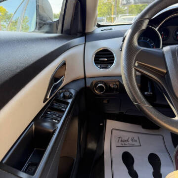 2012 Chevrolet Cruze LS