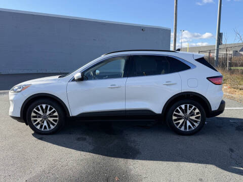 2020 Ford Escape Titanium