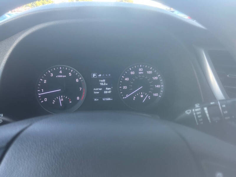 2016 Hyundai Tucson SE