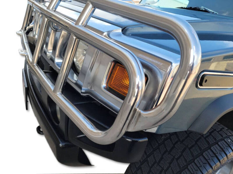 2005 HUMMER H2