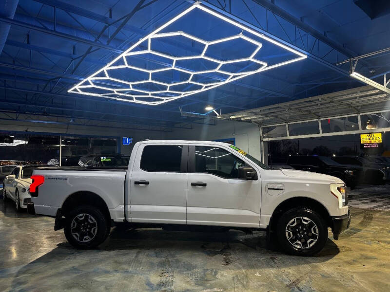 2022 Ford F-150 Lightning Pro