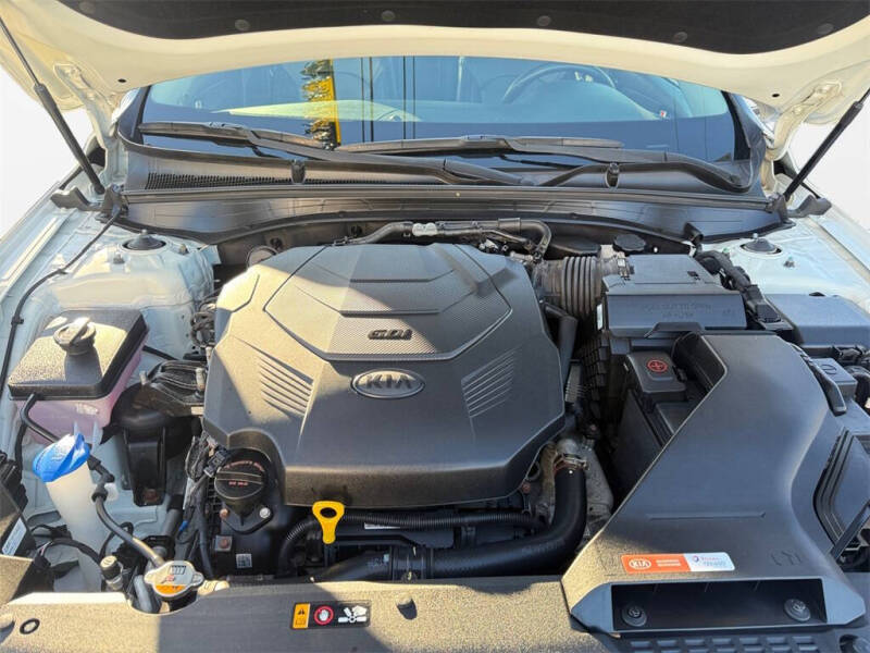 2020 Kia Cadenza Limited