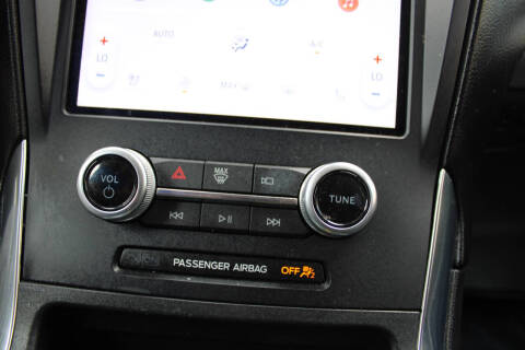 2021 Ford Edge Titanium