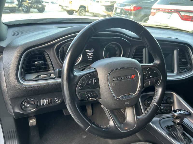 2019 Dodge Challenger SXT
