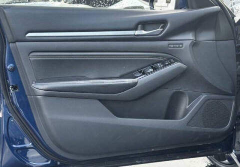 2022 Nissan Altima 2.5 Platinum