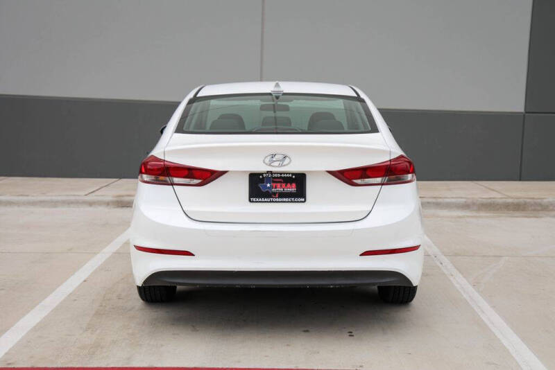 2018 Hyundai Elantra
