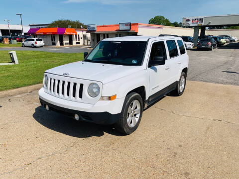 2012 Jeep Patriot for sale at VENTURE MOTOR SPORTS in Chesapeake VA
