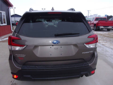 2022 Subaru Forester Premium