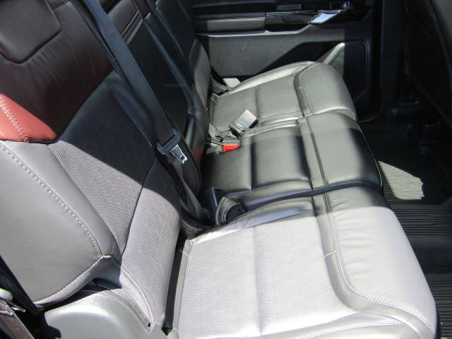 2022 Ford Explorer Platinum