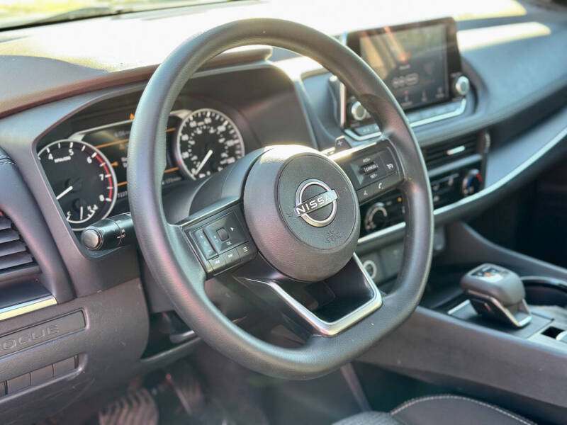 2022 Nissan Rogue S