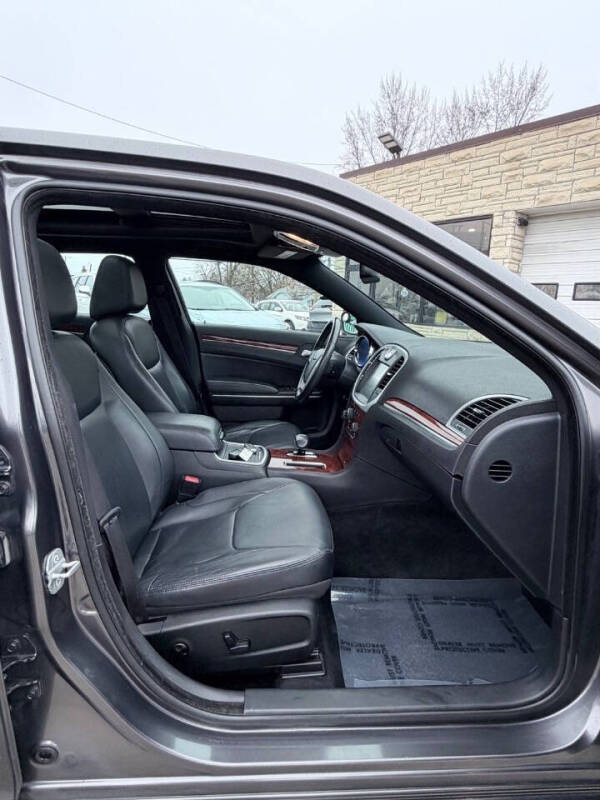 2014 Chrysler 300