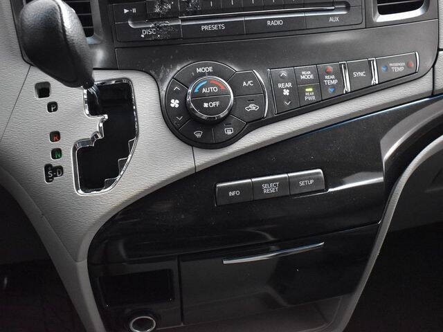 2014 Toyota Sienna