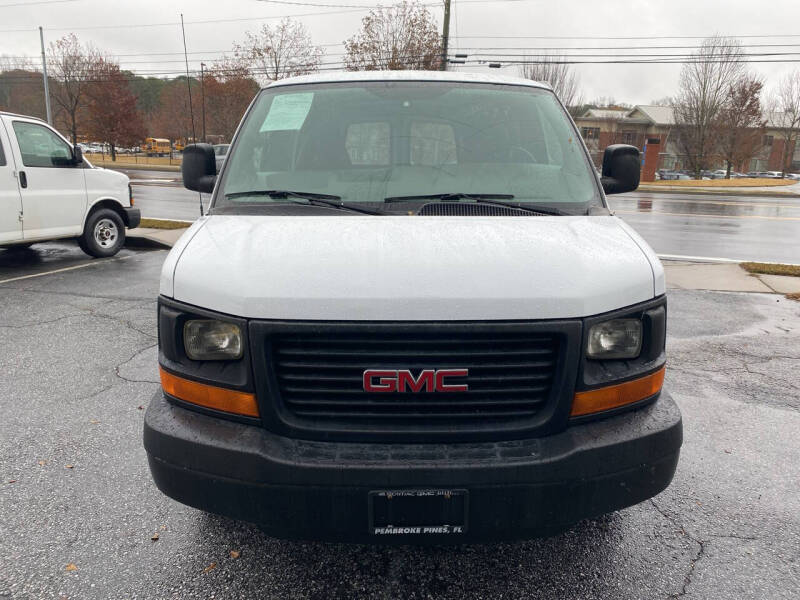 2007 GMC Savana Cargo Base photo 4