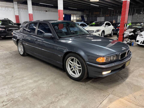 2001 BMW 7 Series 740i