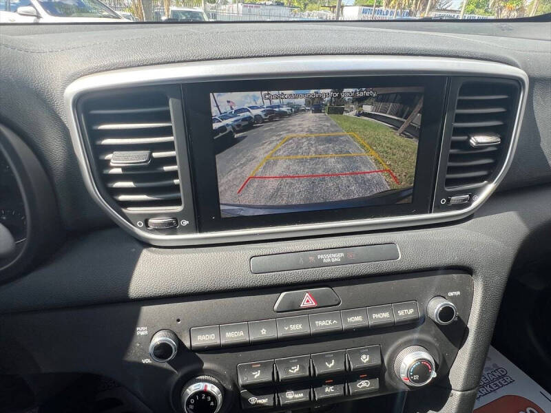 2022 Kia Sportage LX