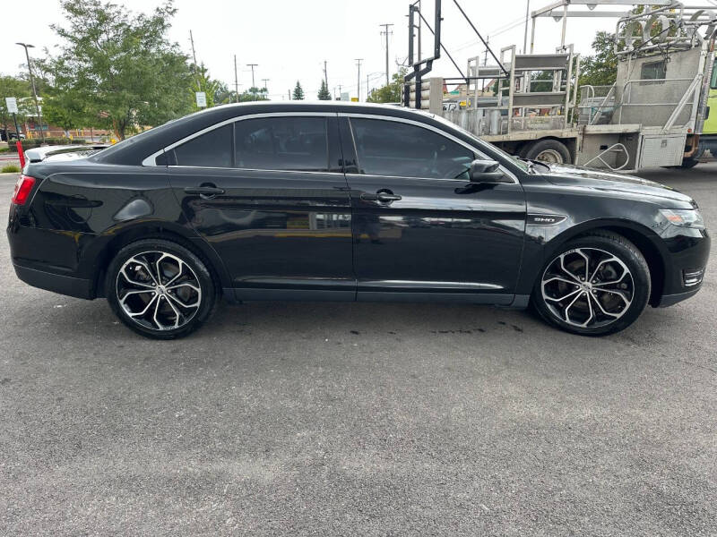 2017 Ford Taurus SHO