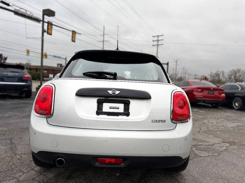 2018 MINI Hardtop 4 Door Cooper