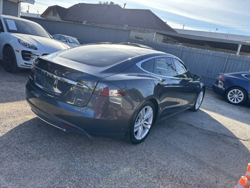 2016 Tesla Model S 85D