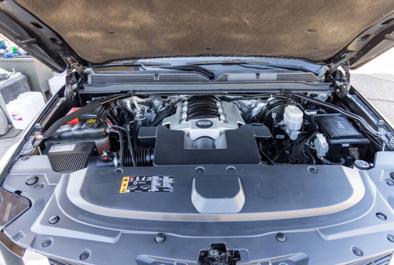 2017 Cadillac Escalade Luxury